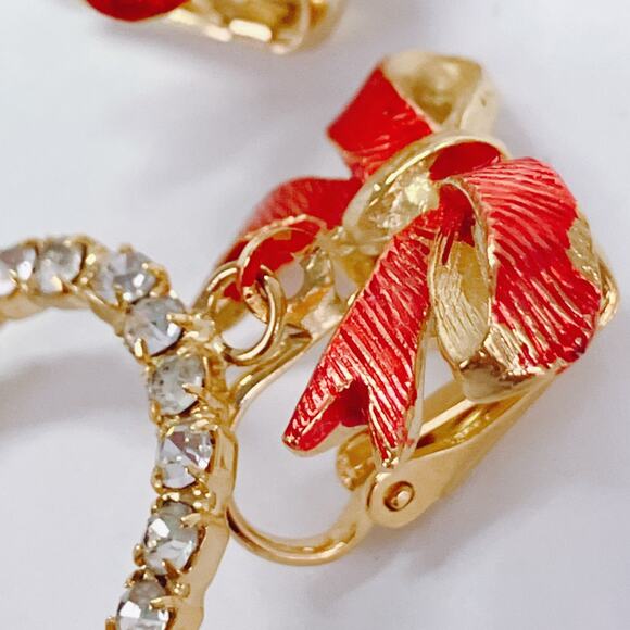 Vintage Christmas Clip On Rhinestone Wreath Earrings Red Bow Gold Tone Sparkling - Picture 6 of 13
